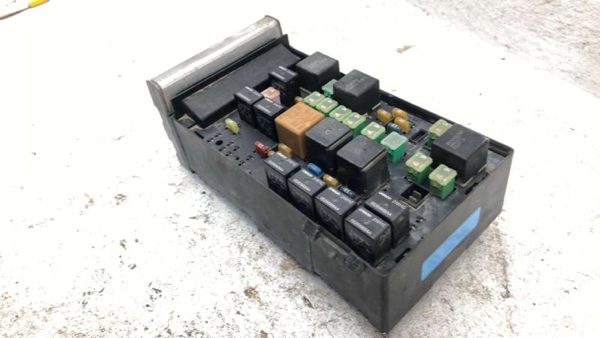 2003 Dodge Caravan Bcm Body Control Module Computer Oem 4748078Ae 4727079Ac — photo 9