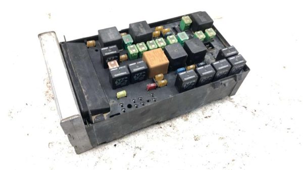 2003 Dodge Caravan Bcm Body Control Module Computer Oem 4748078Ae 4727079Ac — photo 8