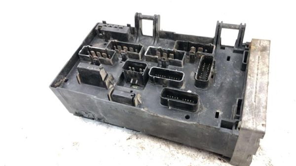 2003 Dodge Caravan Bcm Body Control Module Computer Oem 4748078Ae 4727079Ac — photo 16