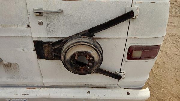 1974 Dodge Van B200 Spare Tire Winch Carrier Mount Bracket Assembly Complete Oem — photo 3