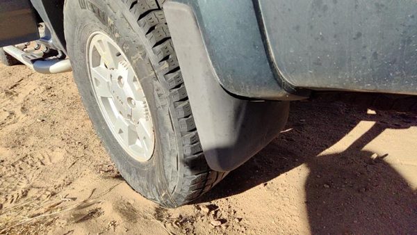 2004-2012 Gmc Canyon Driver Left Rear Mud Flap Rock Guard Oem — photo 4