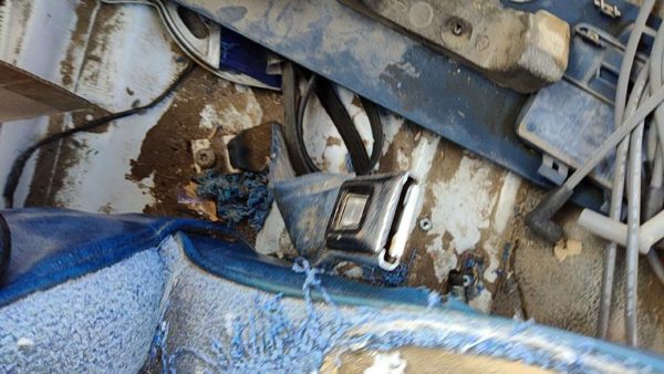 94-97 Ford F350 Passenger Right Front Seat Belt Buckle Receiver Oem Blue — photo 2