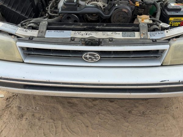 1990-1991 Subaru Legacy Front Grille Assembly Oem Silver 91065Aa000St — photo 1