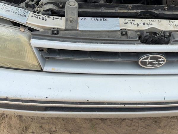 1990-1991 Subaru Legacy Front Grille Assembly Oem Silver 91065Aa000St — photo 2