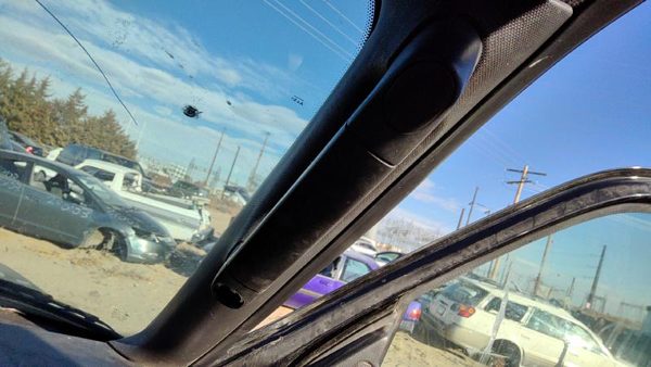 08 Expedition Passenger Right A Pillar Trim Windshield Post Panel 1W Black/Camel — photo 5