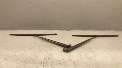 1964-1966 Ford Thunderbird Coupe Pair Left And Right Windshield Wiper Arms Oem