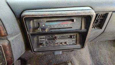 1987-1991 F250 Pickup Trim Bezel Around Radio Surround Dash Panel Oem