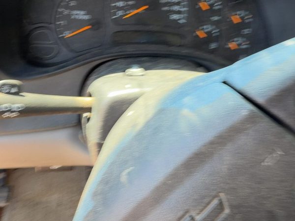 2003-2006 Chevy Suburban 1500 Steering Column Assembly Oem Gray 92I 19133736 — photo 3