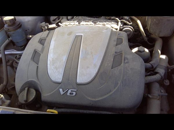 2010 Free Shipping + 2010 Santa Fe 3.5L Engine Cover OEM Top Plastic Shield — photo 1