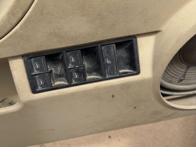 03-10 Beetle Convertible Driver Left Front Power Window Master Control Switch