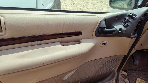 00 Town & Country Driver Left Front Door Trim Panel With Master Switch Tan — photo 3