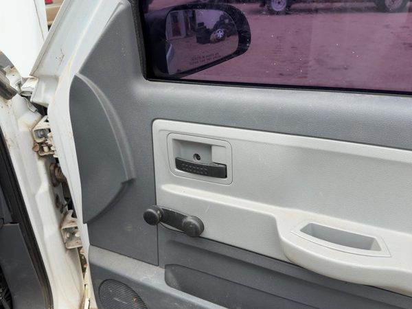 2005-2007 Dodge Dakota Passenger Right Front Door Trim Panel Gray P9D5 — photo 7