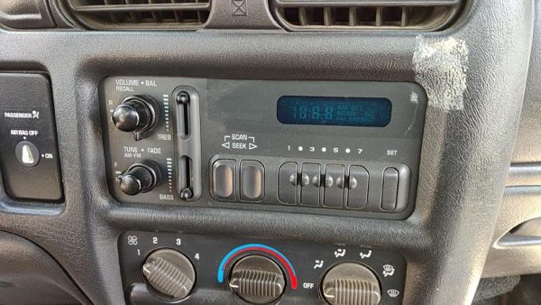 1999 S10/s15/sonoma Truck Audio & Visual Equip.(radio) 9367575 — photo 2