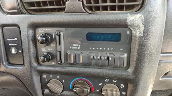 1999 S10/s15/sonoma Truck Audio & Visual Equip.(radio) 9367575 — photo 4