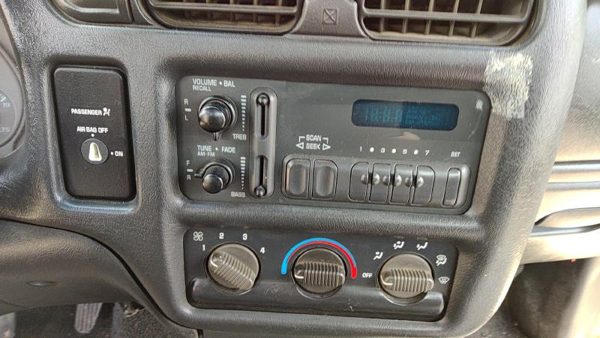 1999 S10/s15/sonoma Truck Audio & Visual Equip.(radio) 9367575 — photo 5
