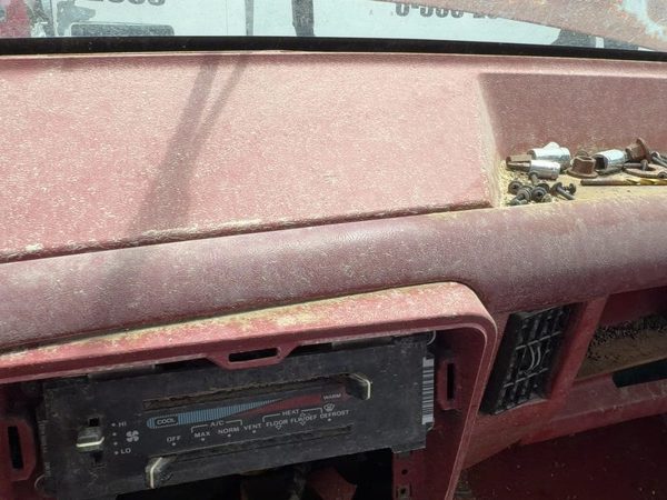1987-1991 Ford F150 Passenger Dash Trim Bezel Oem Red E7Tz1504320B — photo 3