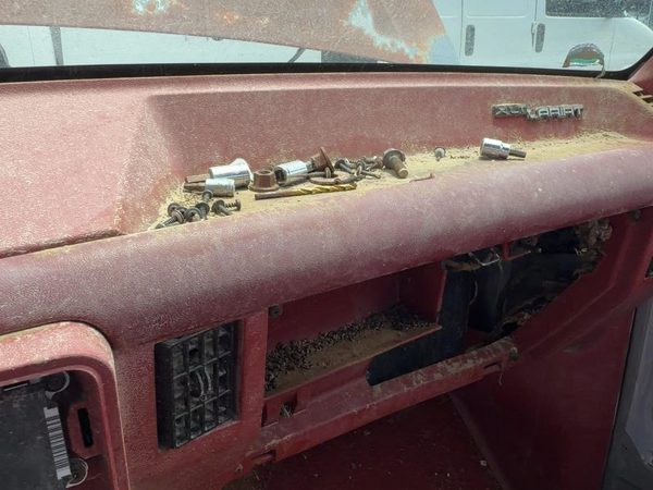 1987-1991 Ford F150 Passenger Dash Trim Bezel Oem Red E7Tz1504320B — photo 6