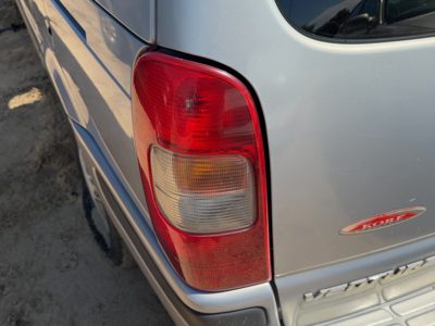 1997-2005 Chevy Venture Driver Left Tail Light Brake Lamp Oem Rear 10353279
