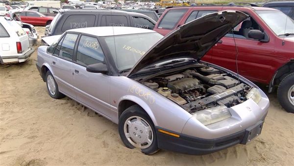 1995 Saturn S Series — vehicle photo 1