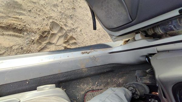 1996-1999 Ford Taurus Driver Left Lower Kick Trim Panel Oem Gray — photo 3
