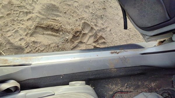 1996-1999 Ford Taurus Driver Left Lower Kick Trim Panel Oem Gray — photo 4