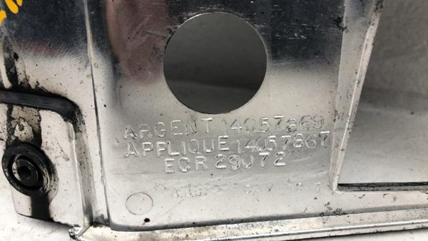 1984 Chevy K20 Trim Bezel Around Speedometer Oem Dash Surround Panel — photo 13