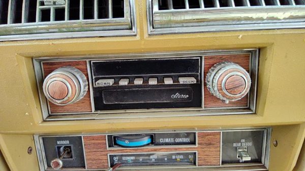 1980 Cadillac Deville Stock Radio Oem Factory Stereo Cd Player 00996787 — photo 3