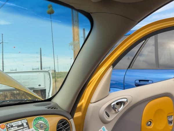 02 Pt Cruiser Passenger Right A Pillar Trim Windshield Post Panel Taupe/Beige Fl — photo 1