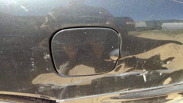 1997-2004 Buick Regal Fuel Tank Door With Hinge Gas Lid Oem Filler Black — photo 1