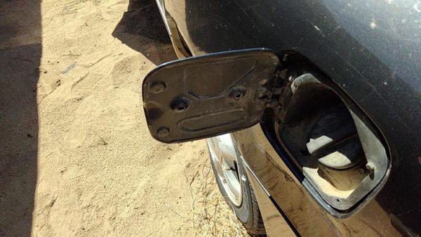 1997-2004 Buick Regal Fuel Tank Door With Hinge Gas Lid Oem Filler Black — photo 4