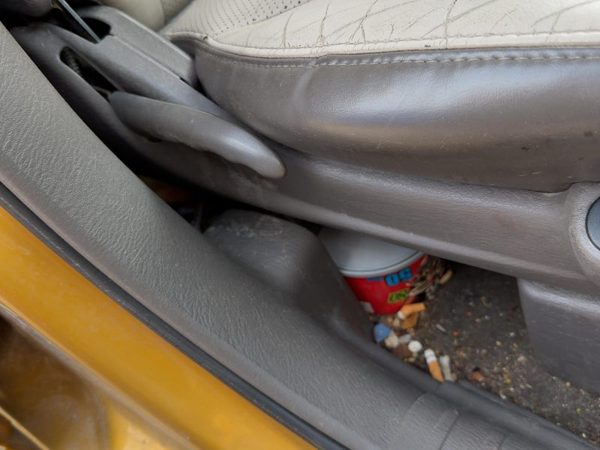 02 Pt Cruiser Passenger Right Side Power Seat Switch Trim Panel Taupe/Beige Fl — photo 2