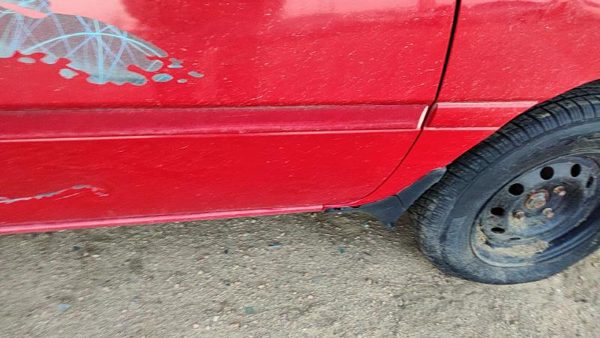 94-97 Ford Aspire Passenger Right Front Moulding From Door Oem Trim Strip Red — photo 2
