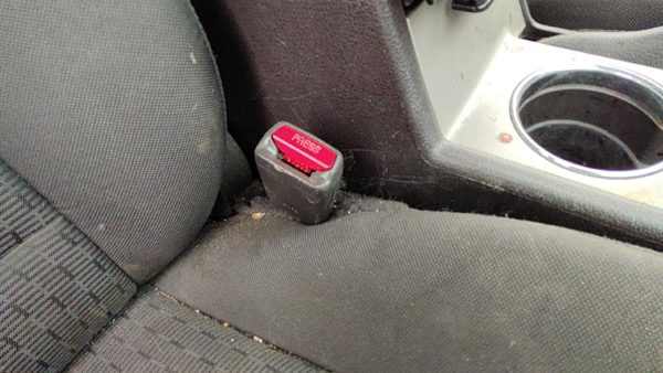 06-10 Ford Fusion Passenger Right Front Seat Belt Buckle Receiver Oem Black Dw — photo 2