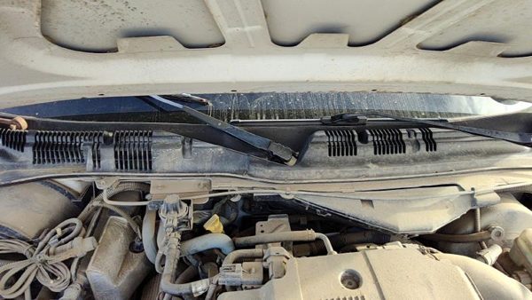 2003-2011 Ford Crown Vic Windshield Wiper Cowl Vent Trim Panel Oem Cover — photo 4