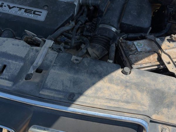 2005-2006 Honda Crv Top Plastic Cover Above Radiator Support Sight Shield Oem — photo 3
