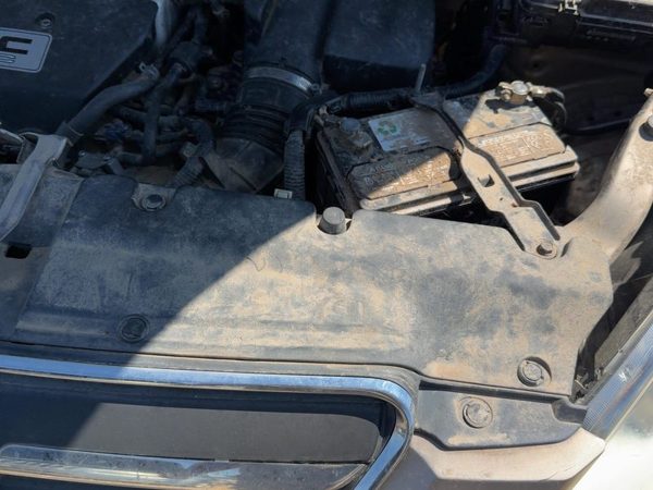 2005-2006 Honda Crv Top Plastic Cover Above Radiator Support Sight Shield Oem — photo 4