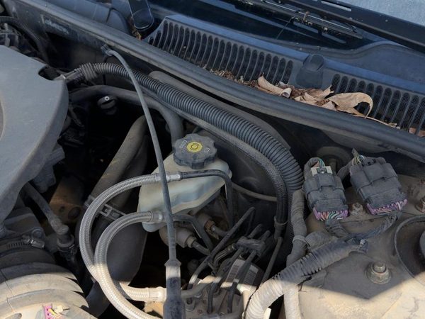 09-11 Chevy Impala Power Brake Booster With Master Cylinder Pair Set Oem 3.9L — photo 1