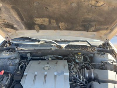 2005 Cadillac Deville Hood Hinge RH Platinum 67U