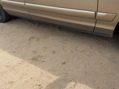 98-08 Grand Marquis Passenger Right Lower Rocker Panel Moulding Side Skirt Oem
