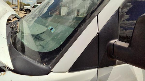 2012 Chevy Express Van Driver Left Moulding From Fender Oem Trim Strip White 50U — photo 3