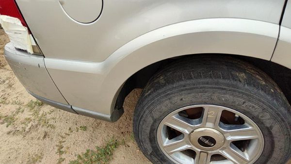 03-05 Lincoln Aviator Passenger Right Rear Wheel Moulding Flare Oem Silver Jp — photo 5