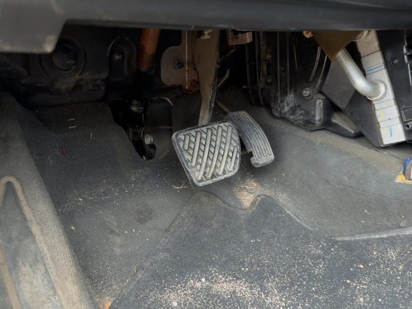 2012 Nissan Sentra Brake Pedal Assembly Oem Cvt — photo 1