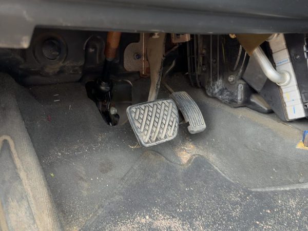 2012 Nissan Sentra Brake Pedal Assembly Oem Cvt — photo 2