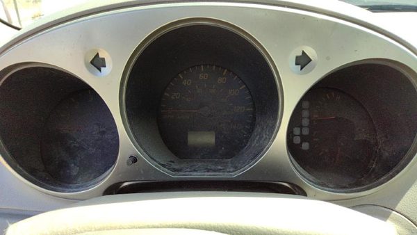 02-03 Nissan Altima Speedometer Cluster Instrument Gauges Panel Oem Dash 2.5L At — photo 1