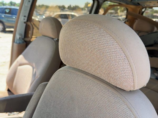 1993-1998 Mercury Villager Pair Of Front Headrests Oem Left Right Set Seat Tan — photo 1