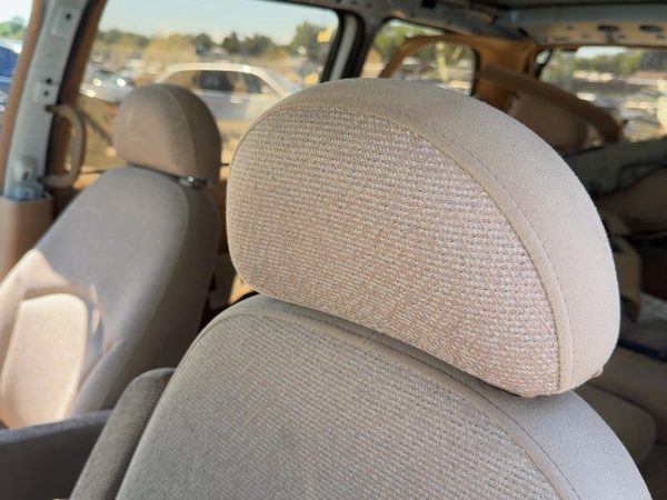 1993-1998 Mercury Villager Pair Of Front Headrests Oem Left Right Set Seat Tan — photo 2