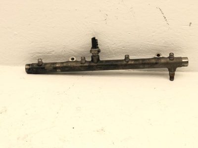 2008-2010 Ford F250 RIGHT PASSENGER SIDE Fuel Rail OEM 6.4L Powerstroke