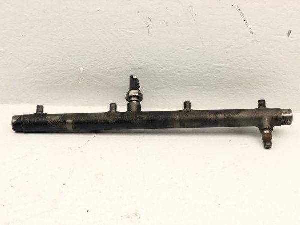 2008-2010 Ford F250 RIGHT PASSENGER SIDE Fuel Rail OEM 6.4L Powerstroke — photo 2