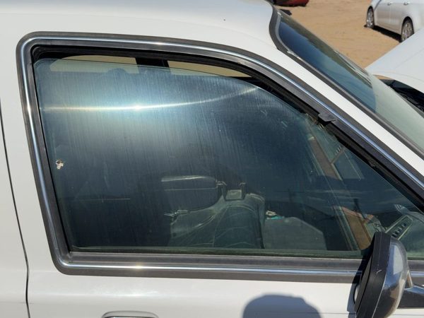 1994-1997 Lincoln Town Car Passenger Right Front Side Window Door Glass Oem — photo 3