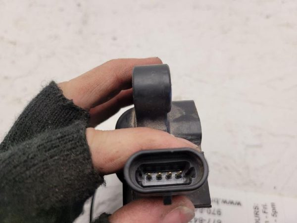 2009 Gmc Sierra 1500 Coil Ignition Ignitor Square Shaped Oem — photo 3